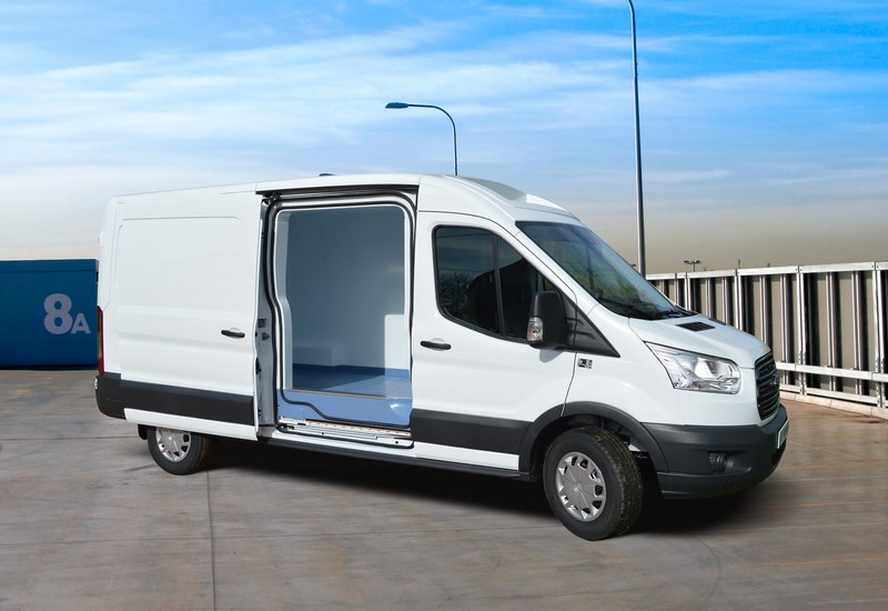 AMENAGEMENT VEHICULE_interieur_iStock-144289829_ford transit (Copier)